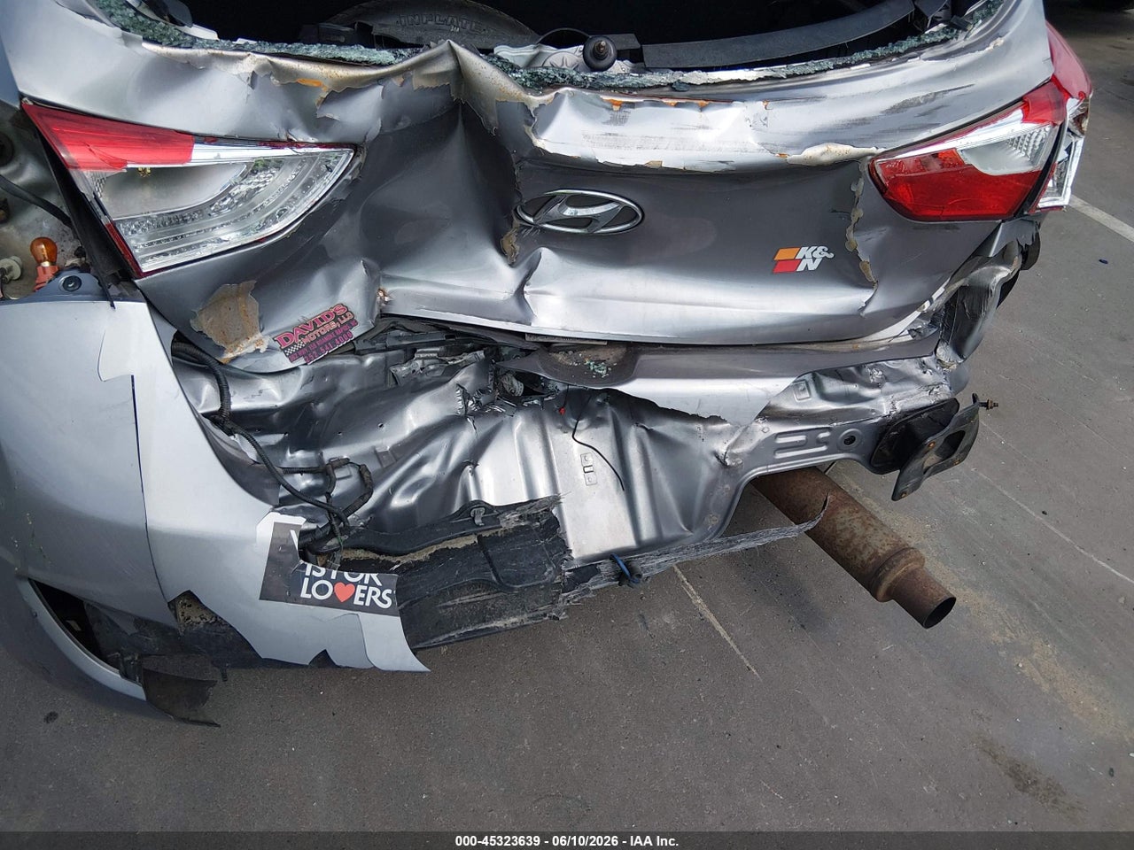 2013 HYUNDAI ELANTRA GT · 6/11