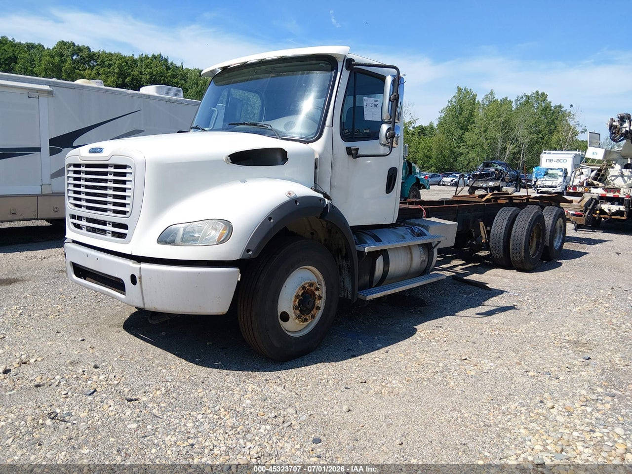 2013 FREIGHTLINER M2 112 MEDIUM DUTY · 2/4