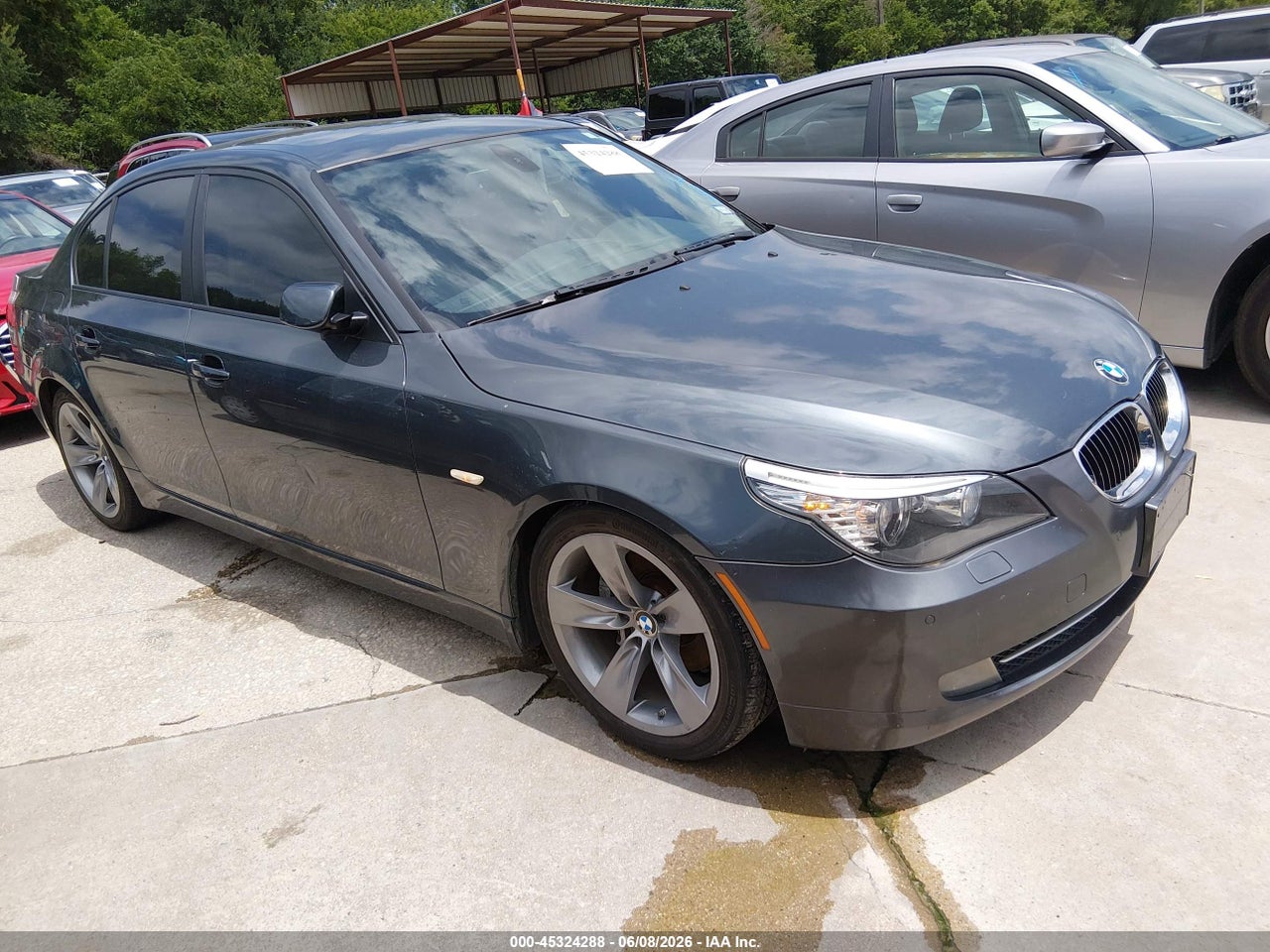 WBANU53518C****** · 2008 BMW 528I