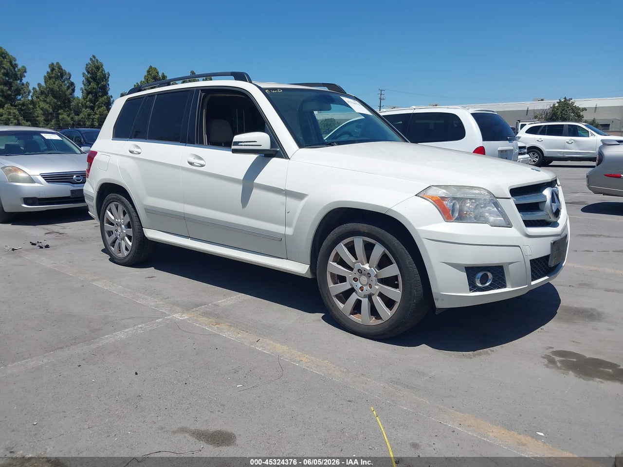 WDCGG8HB3BF****** · 2011 MERCEDES-BENZ GLK 350 4MATIC