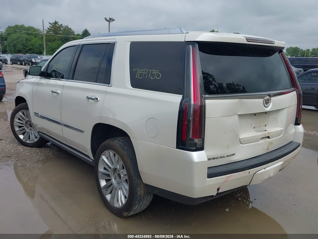 2015 CADILLAC ESCALADE PREMIUM · 3/10