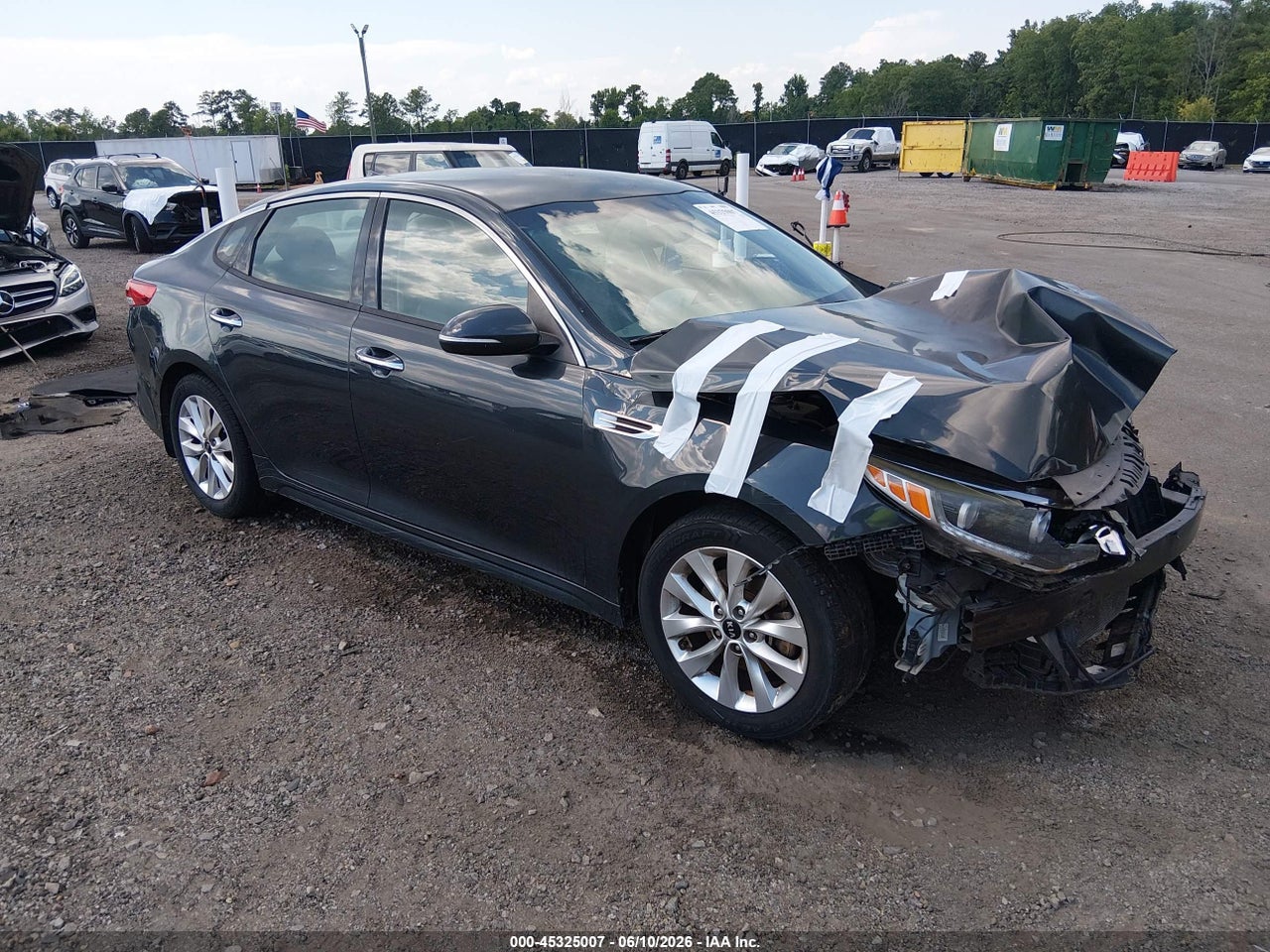 5XXGU4L30GG****** · 2016 KIA OPTIMA EX