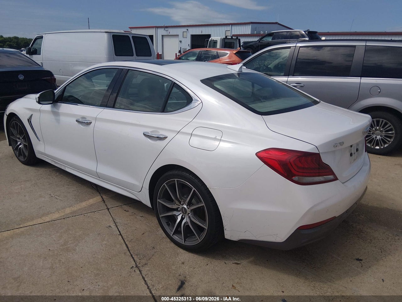 2020 GENESIS G70 2.0T AWD · 3/11