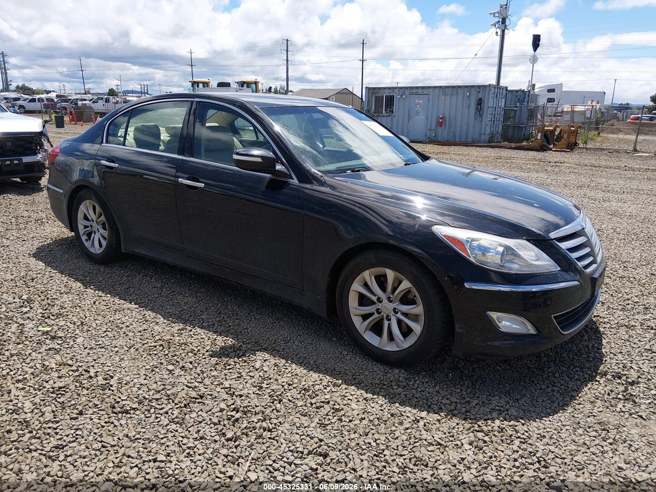 KMHGC4DD9DU****** · 2013 HYUNDAI GENESIS 3.8