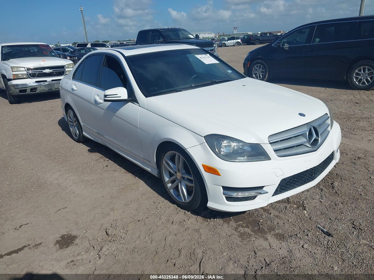 WDDGF8AB9DR****** · 2013 MERCEDES-BENZ C 300 SPORT 4MATIC