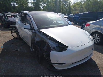 5YJYGDEE3MF****** · 2021 TESLA MODEL Y LONG RANGE DUAL MOTOR ALL-WHEEL DRIVE