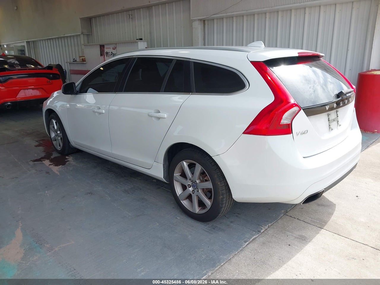 2016 VOLVO V60 T5 DRIVE-E PREMIER · 3/11