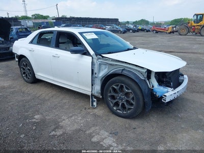 2018 CHRYSLER 300