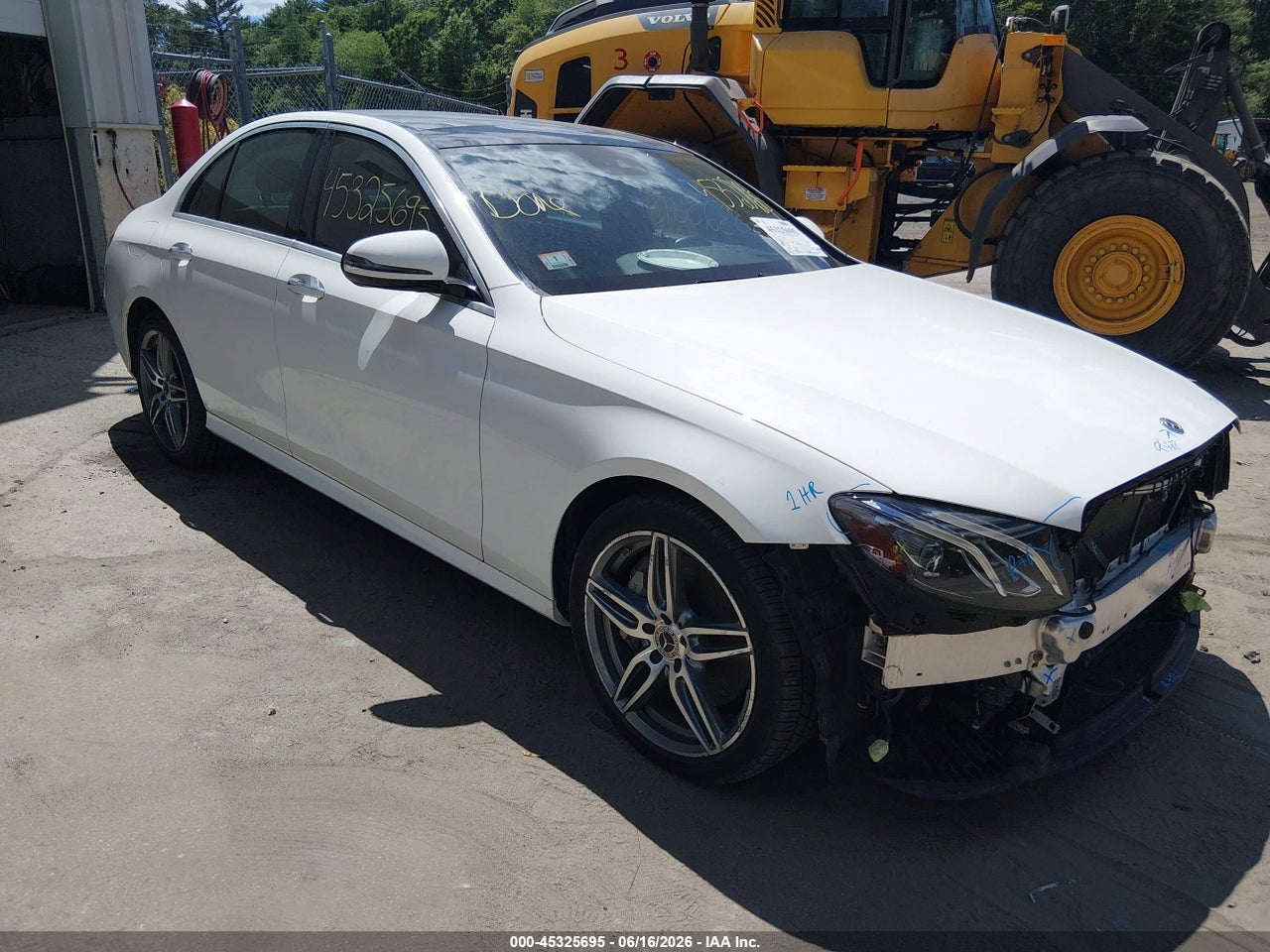 WDDZF4KB6JA****** · 2018 MERCEDES-BENZ E 300 4MATIC