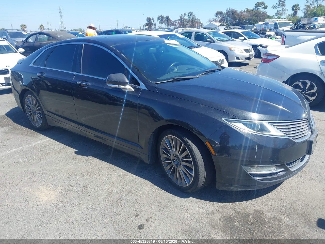 3LN6L2LU0ER****** · 2014 LINCOLN MKZ HYBRID
