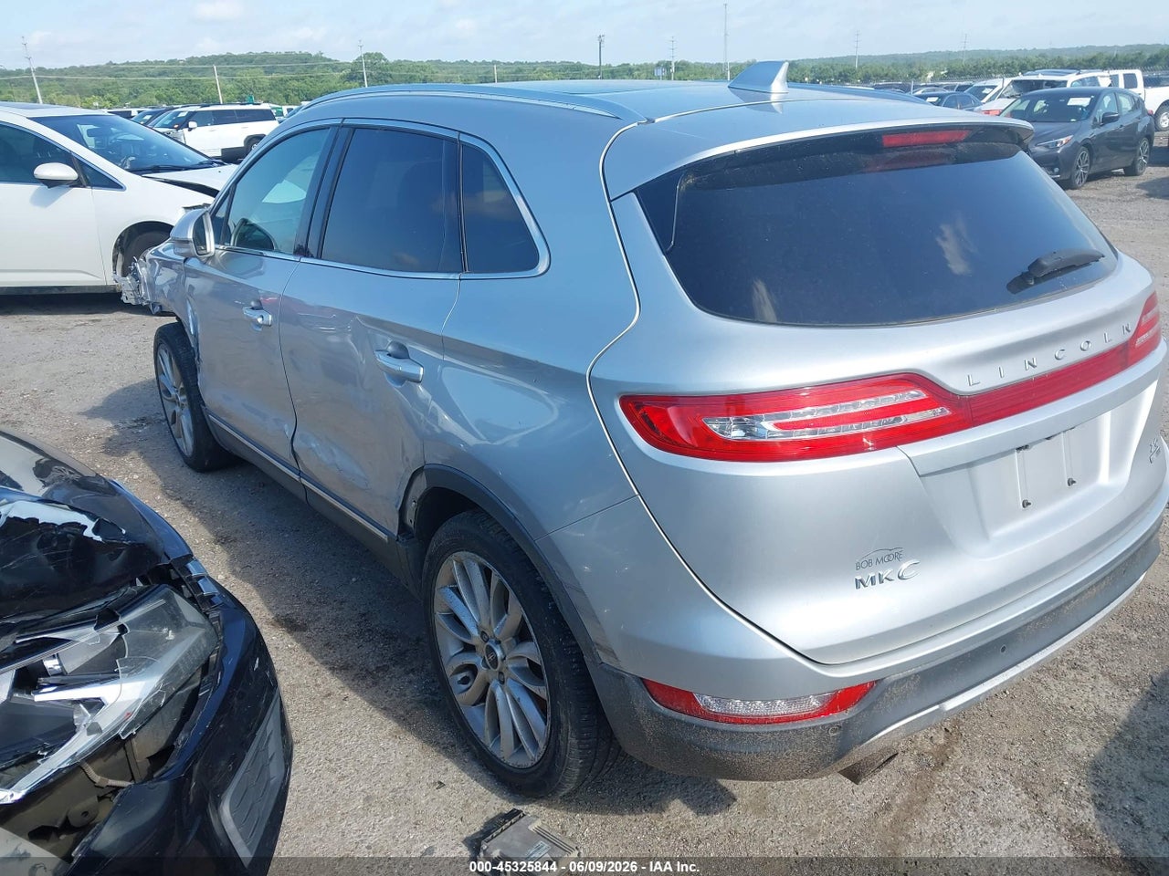 2015 LINCOLN MKC · 3/11