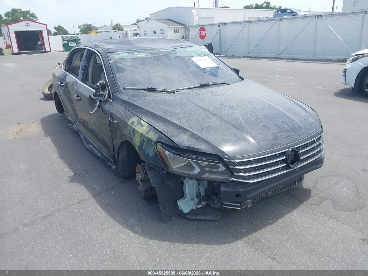 1VWDT7A37HC****** · 2017 VOLKSWAGEN PASSAT 1.8T R-LINE
