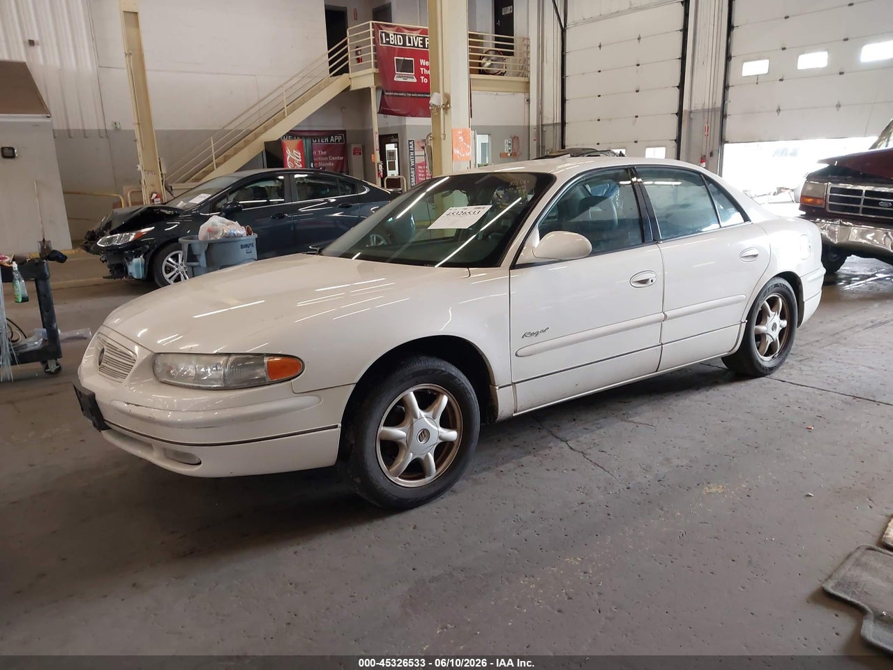 2001 BUICK REGAL LS · 2/11