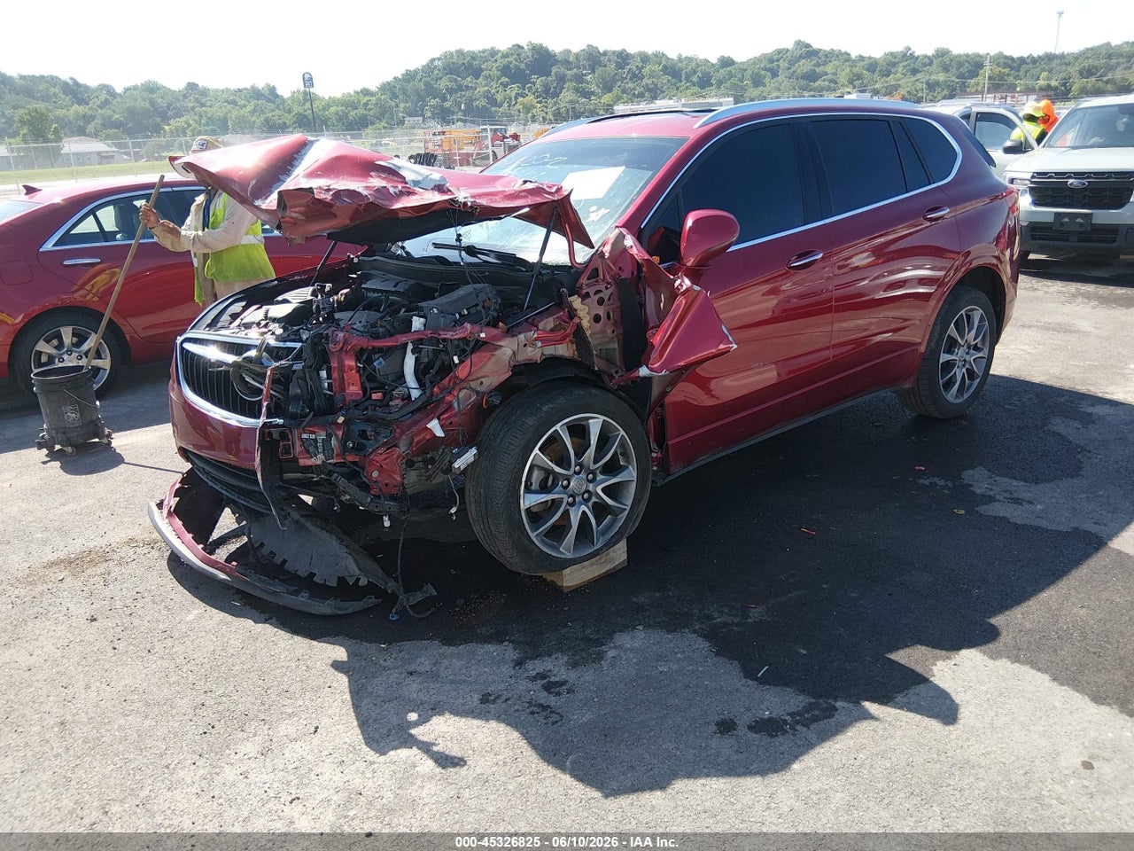 2020 BUICK ENVISION FWD ESSENCE · 2/10