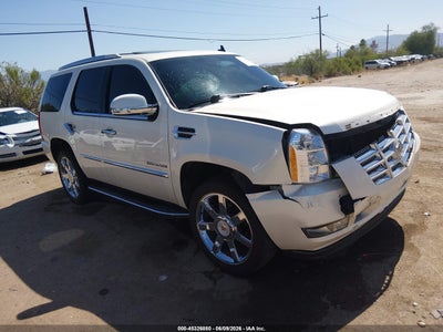 2013 CADILLAC ESCALADE LUXURY