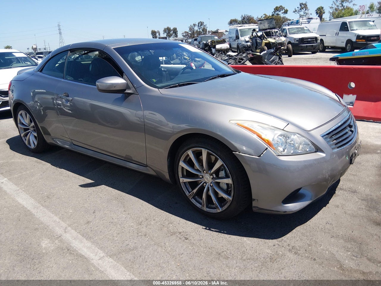 JNKCV66E39M****** · 2009 INFINITI G37