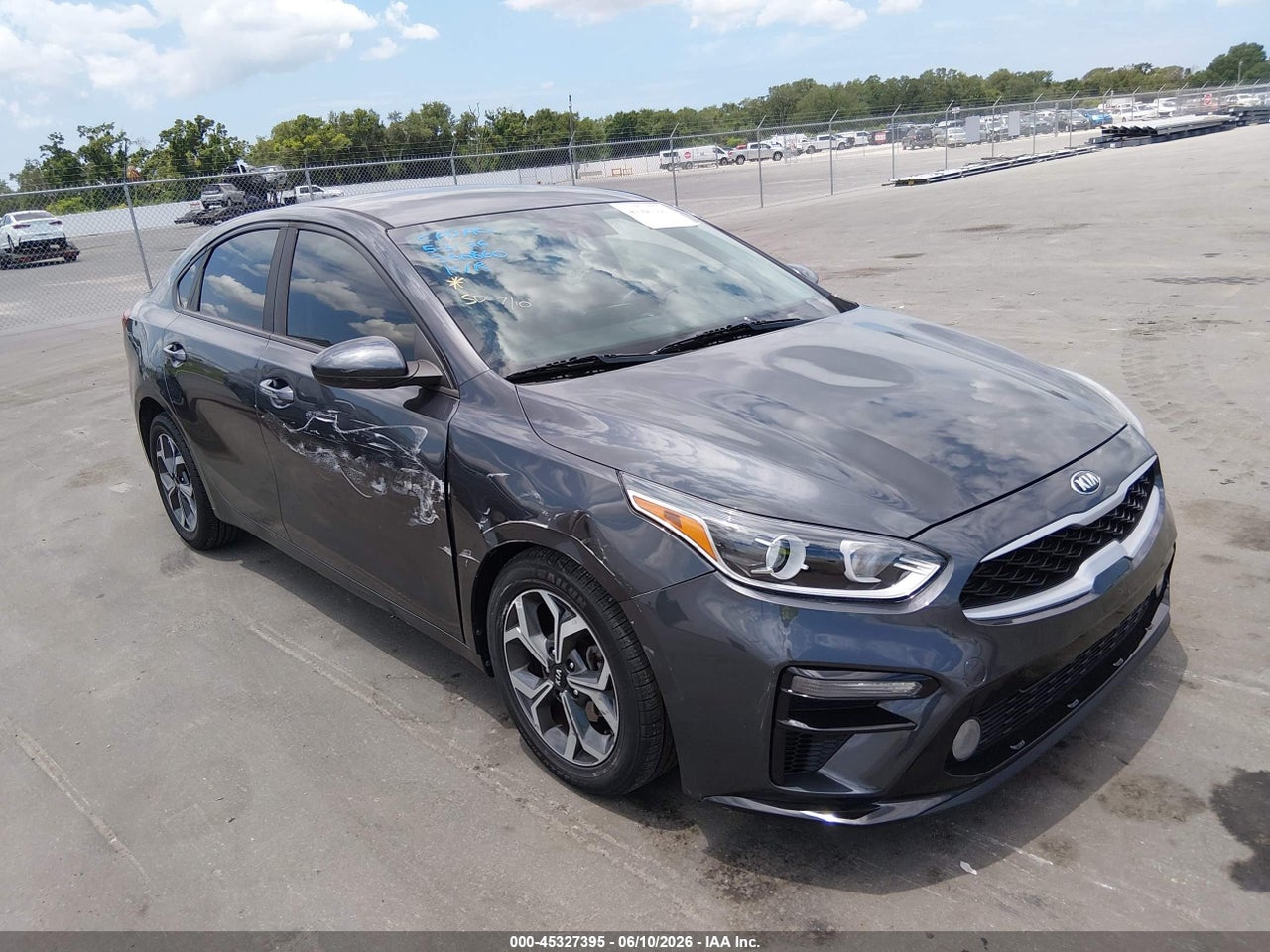 3KPF24AD5KE****** · 2019 KIA FORTE LXS