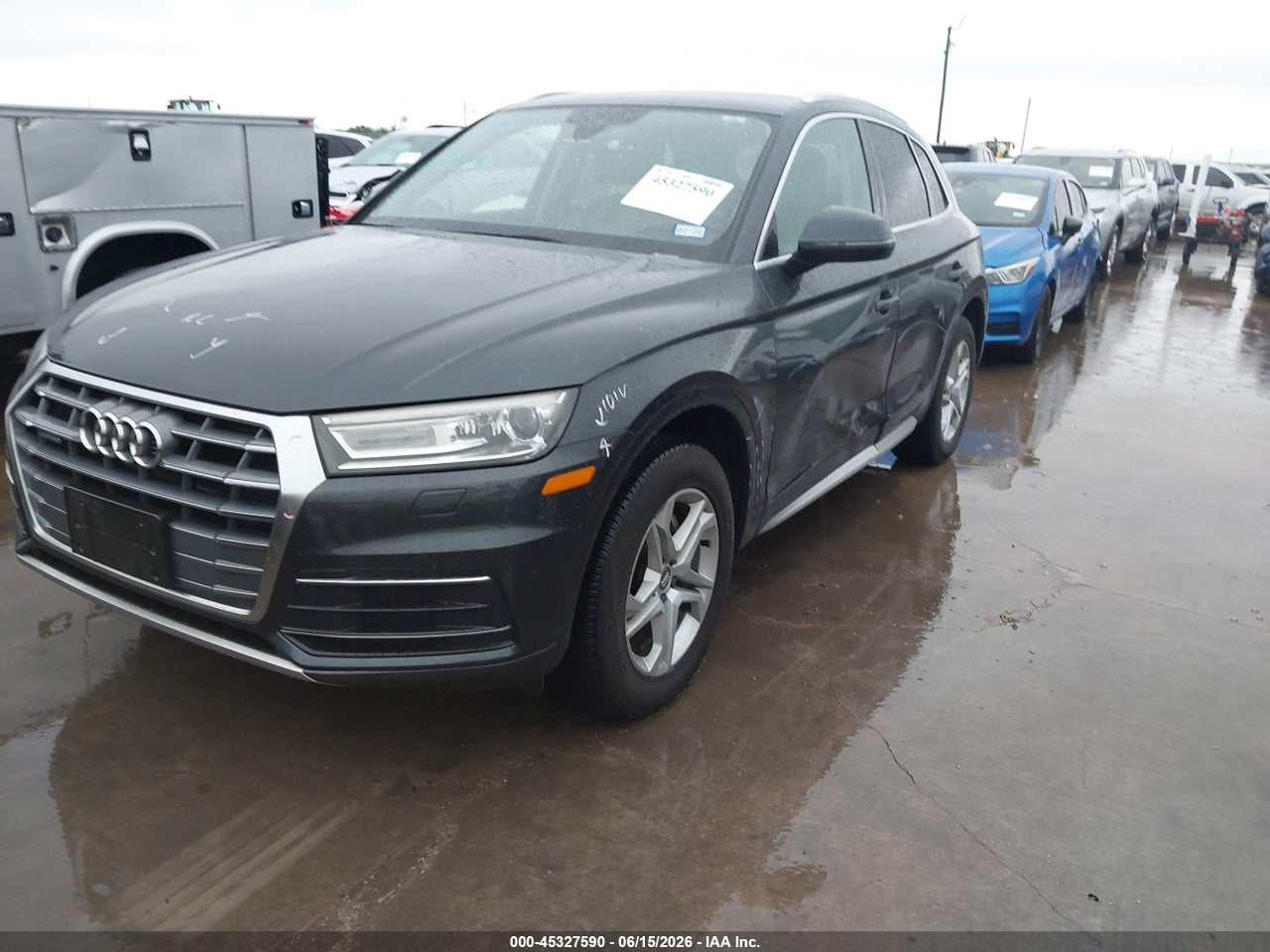 2019 AUDI Q5 45 PREMIUM · 2/11