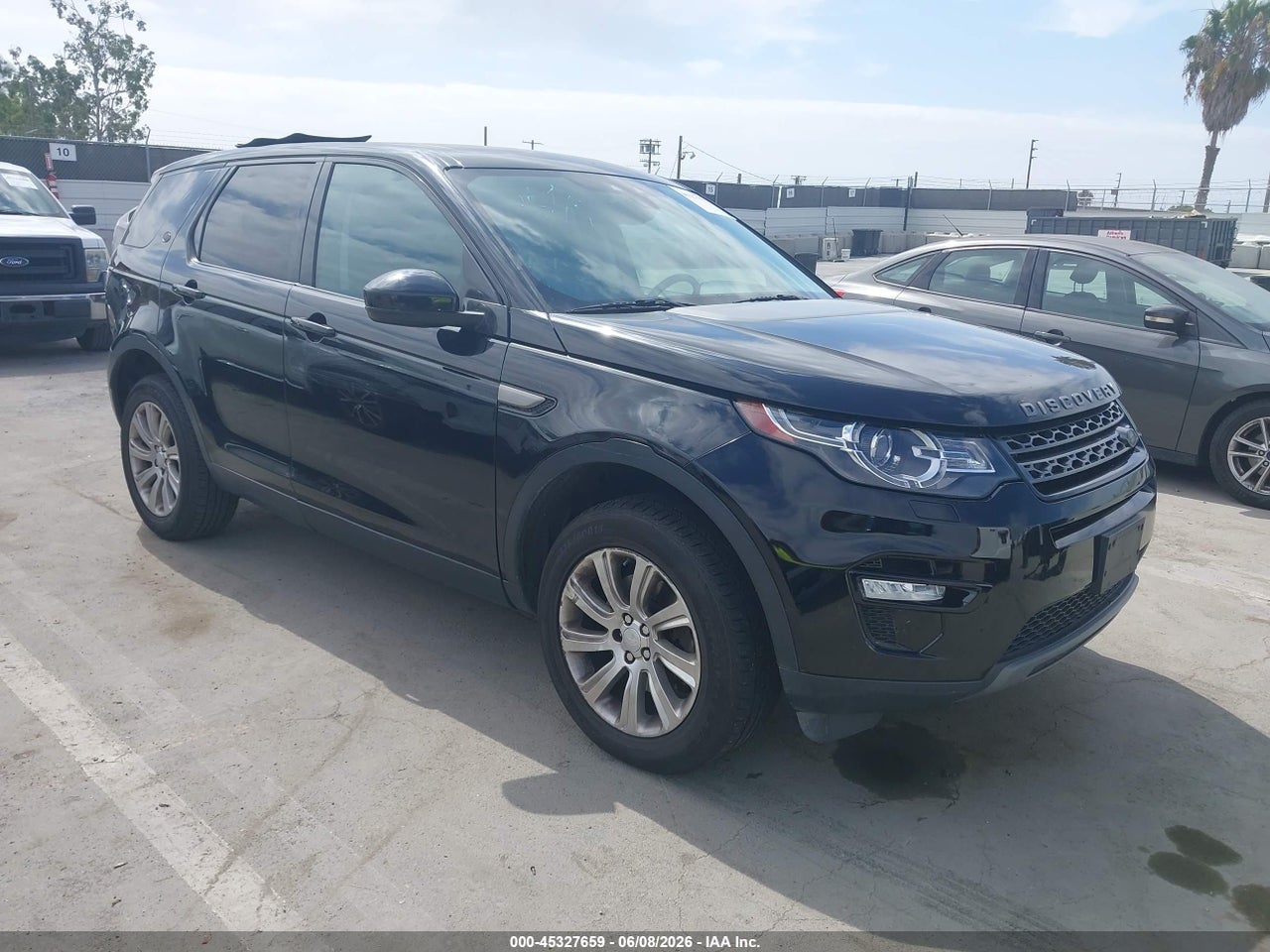 SALCP2BG8GH****** · 2016 LAND ROVER DISCOVERY SPORT SE
