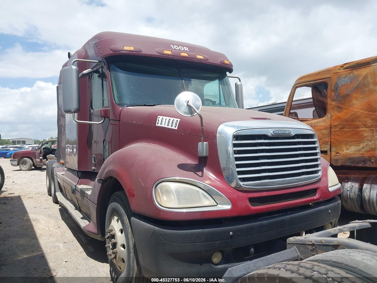 1FUJA6CK87L****** · 2007 FREIGHTLINER CONVENTIONAL COLUMBIA