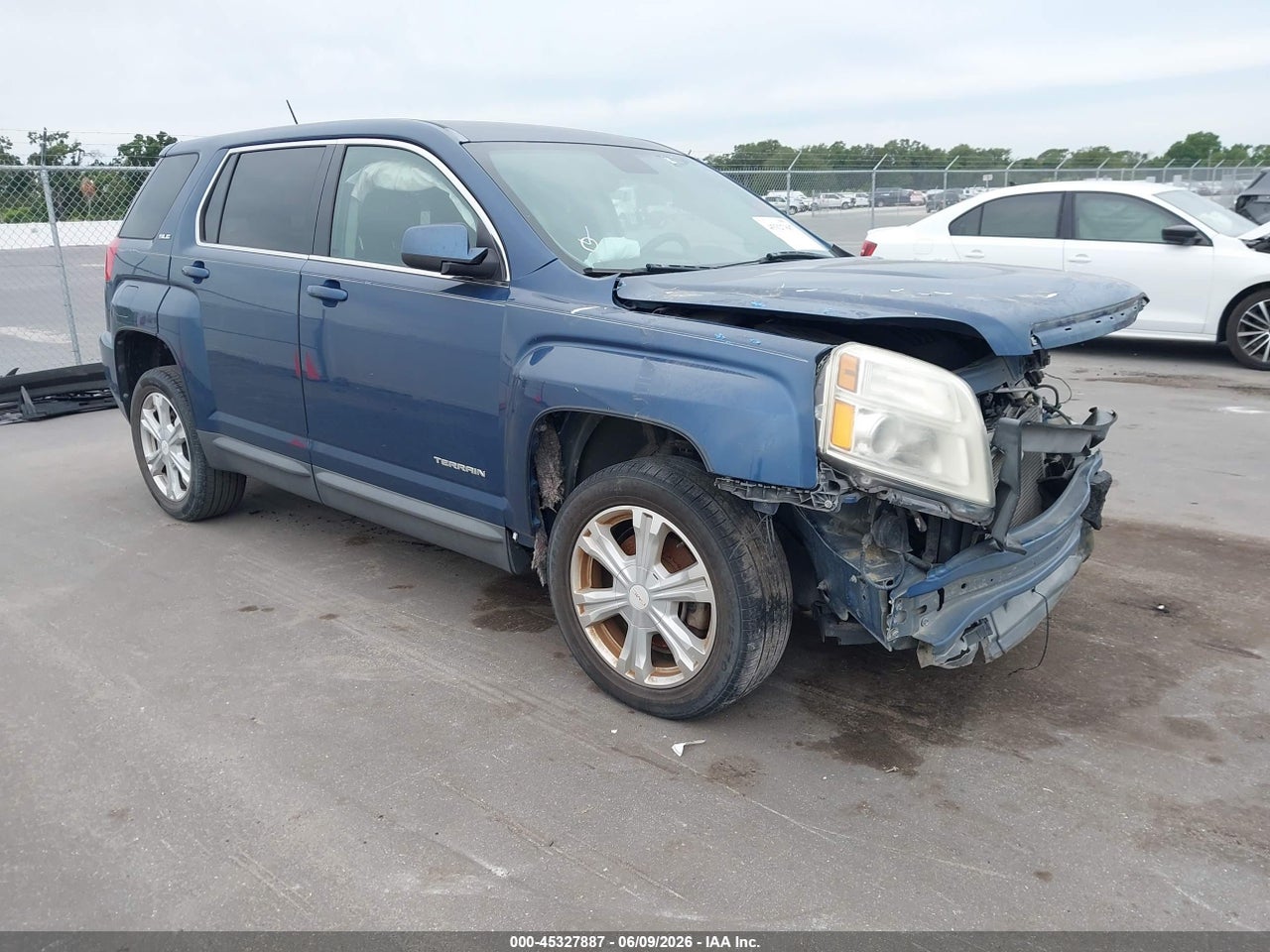 2GKALMEK6H6****** · 2017 GMC TERRAIN SLE-1