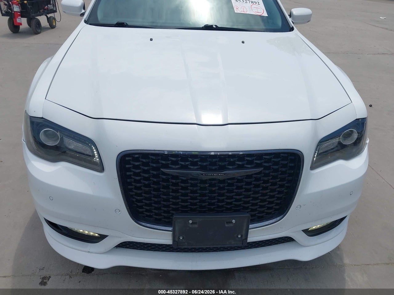 2023 CHRYSLER 300 TOURING L · 6/11
