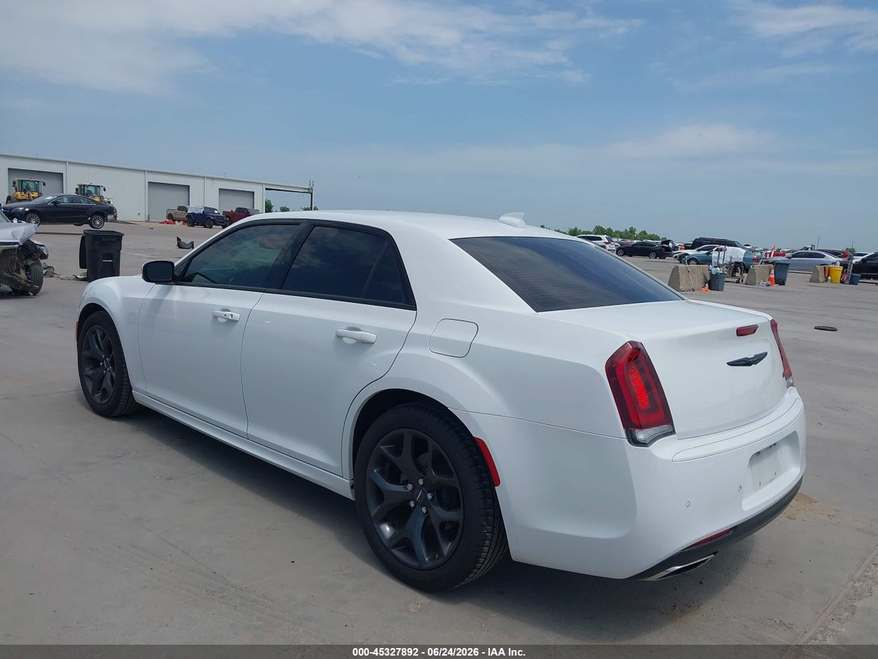 2023 CHRYSLER 300 TOURING L · 3/11