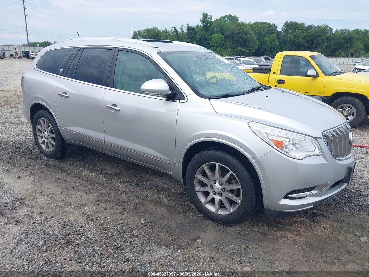 5GAKRBKD8GJ****** · 2016 BUICK ENCLAVE LEATHER