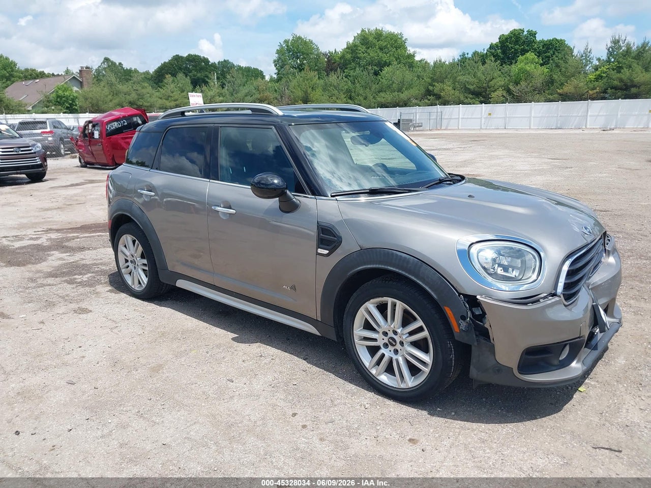 WMZYV5C33H3****** · 2017 MINI COUNTRYMAN COOPER