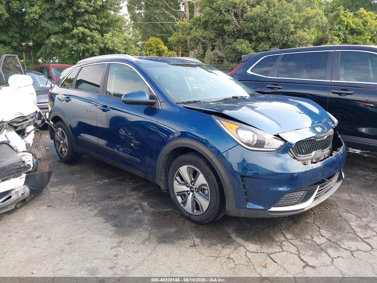 KNDCB3LC9K5****** · 2019 KIA NIRO LX