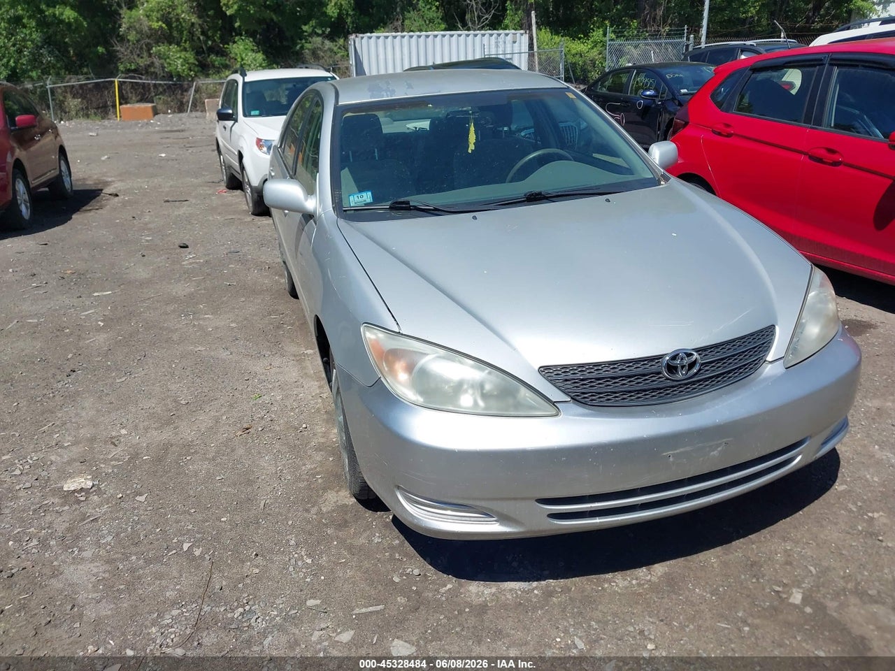 4T1BE32K94U****** · 2004 TOYOTA CAMRY LE