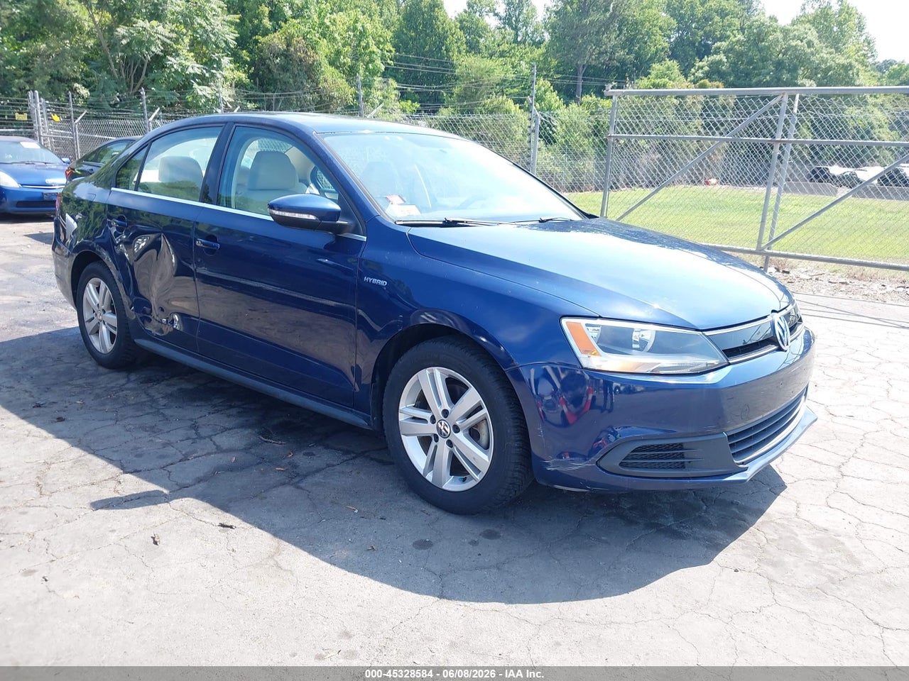 3VW637AJ5EM****** · 2014 VOLKSWAGEN JETTA HYBRID SEL