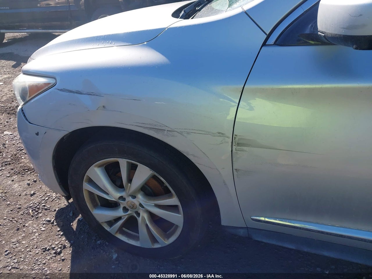 2013 INFINITI JX35 · 6/11