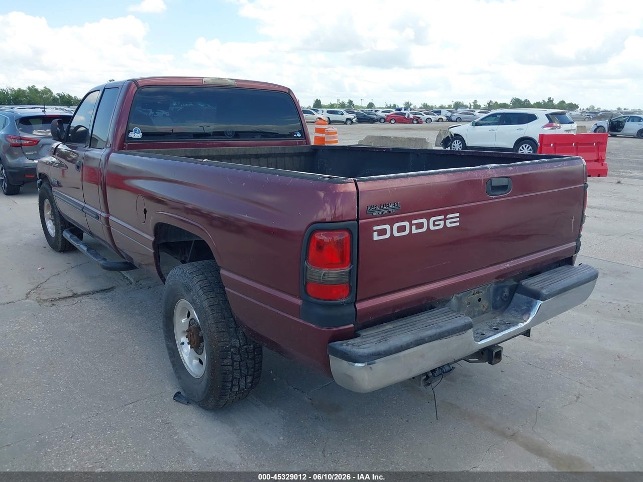2001 DODGE RAM 2500 ST · 3/11