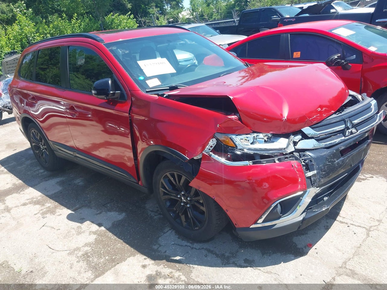 JA4AD3A35JZ****** · 2018 MITSUBISHI OUTLANDER LE