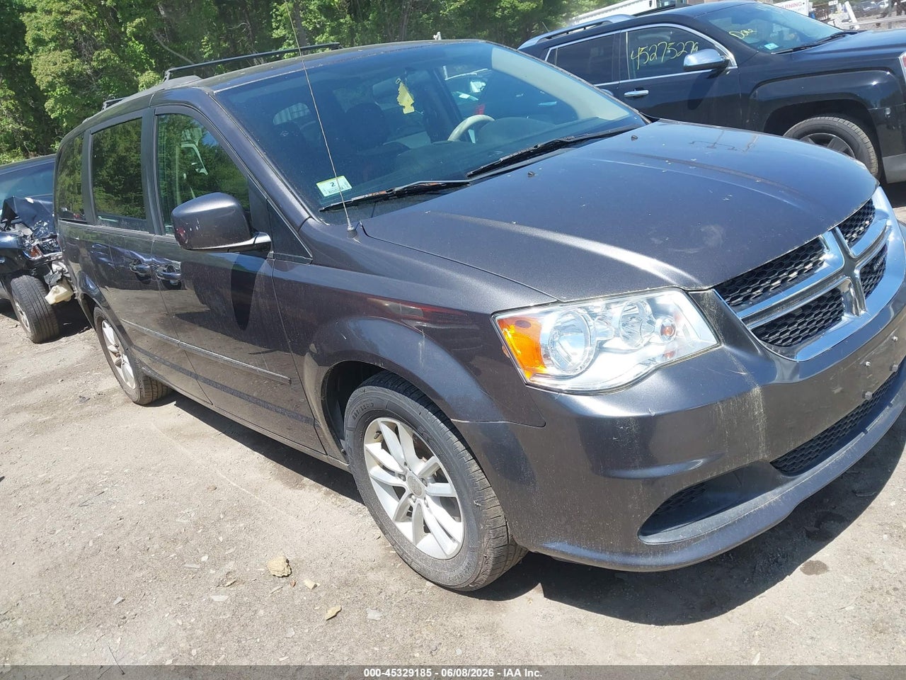 2C4RDGCGXFR****** · 2015 DODGE GRAND CARAVAN SXT