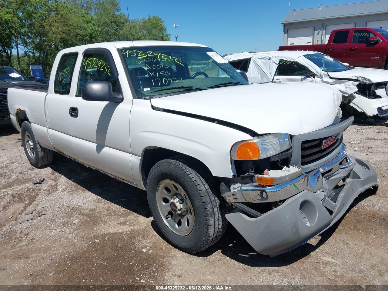 1GTEC19X86Z****** · 2006 GMC SIERRA 1500 WORK TRUCK
