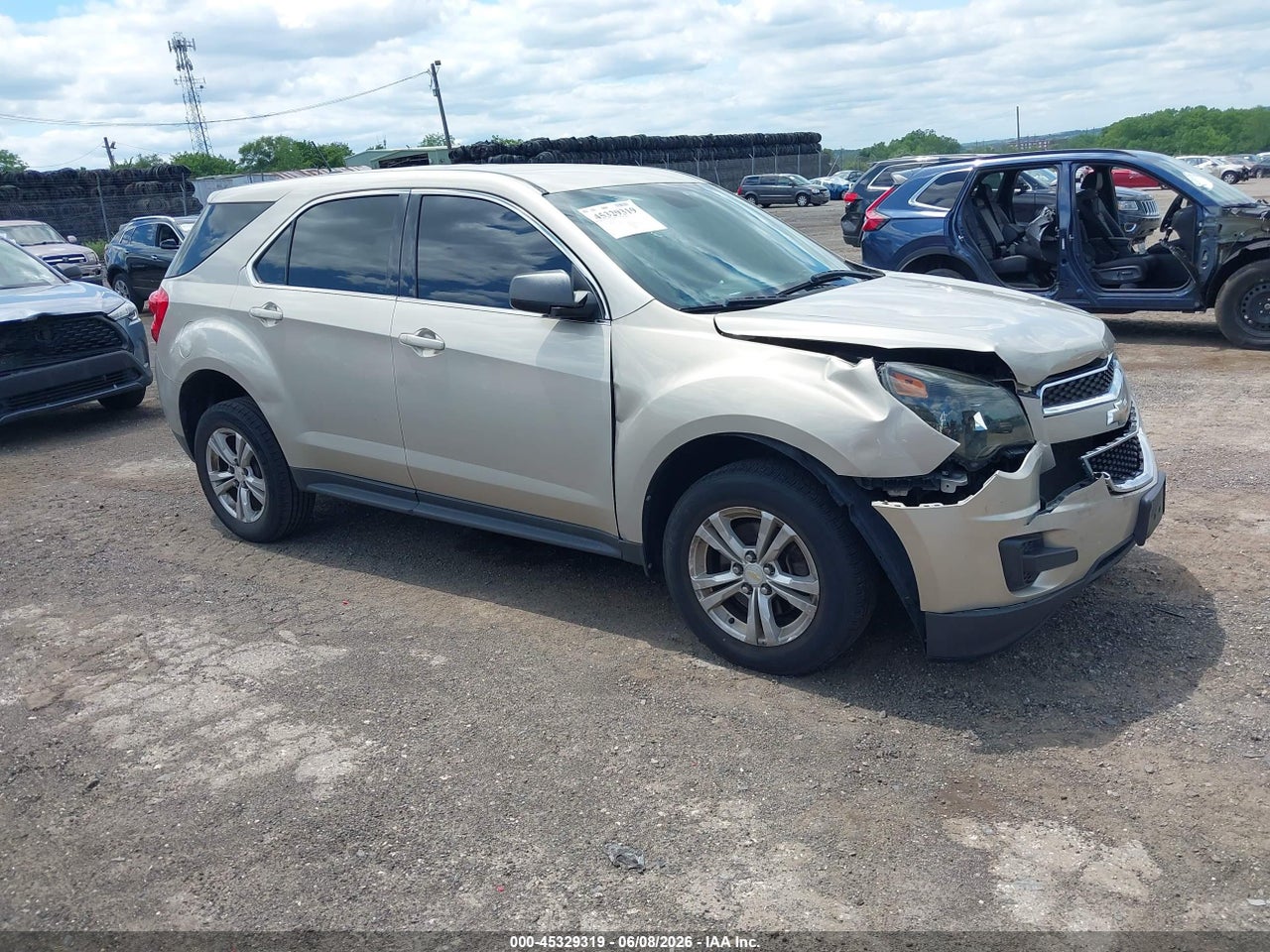 1GNALAEK8FZ****** · 2015 CHEVROLET EQUINOX LS