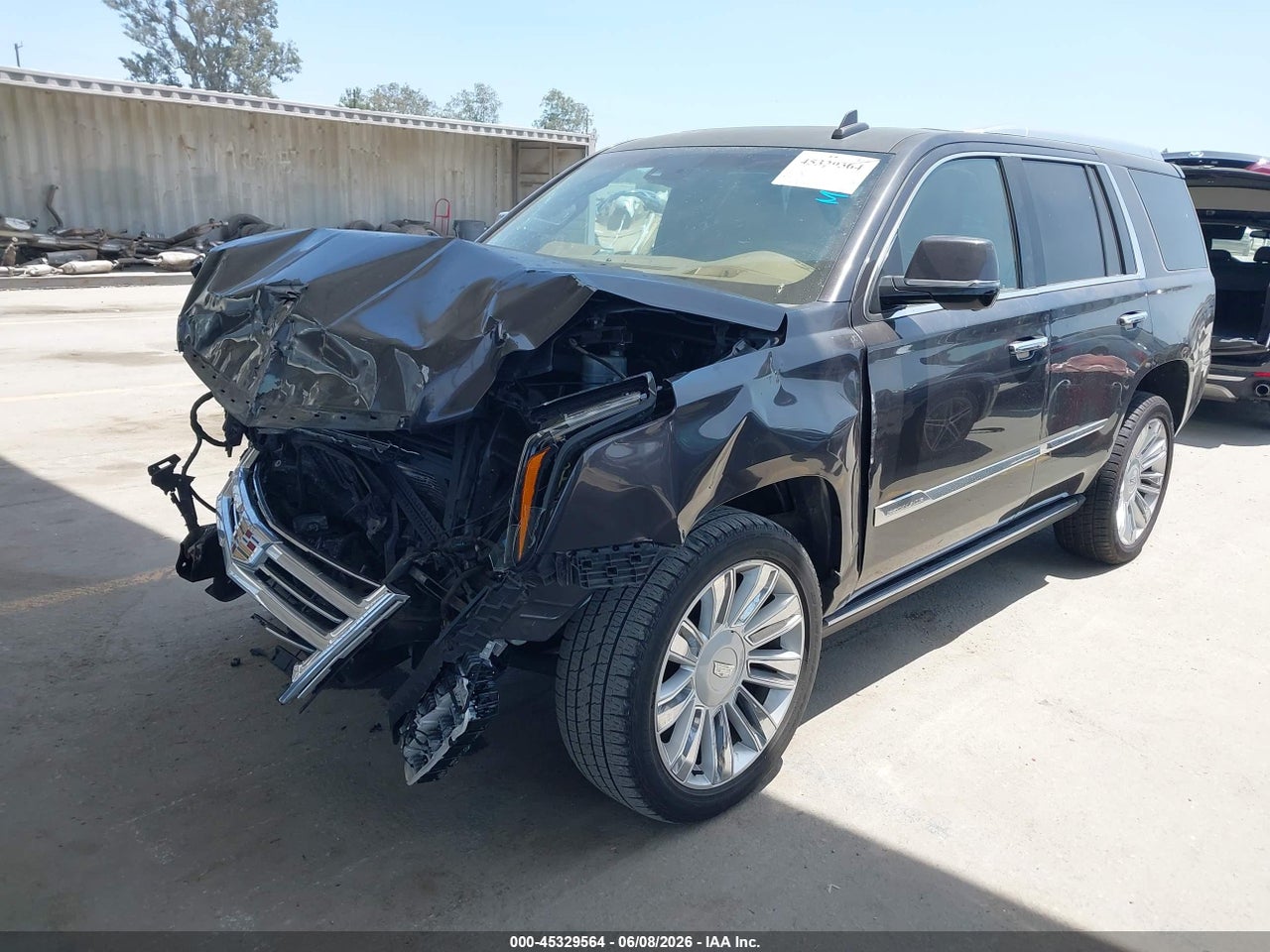 2017 CADILLAC ESCALADE PLATINUM · 2/10