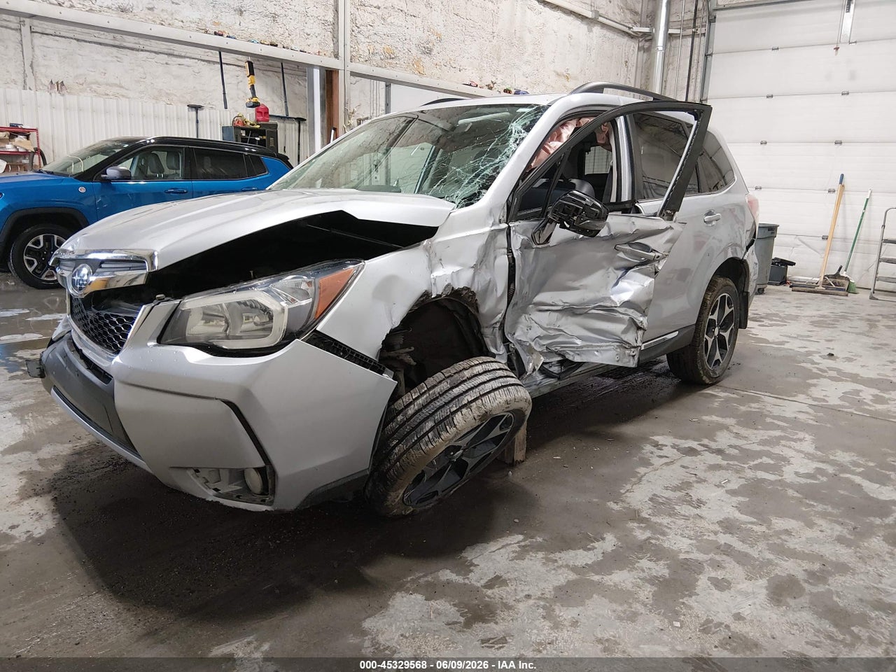 2015 SUBARU FORESTER 2.0XT TOURING · 2/11