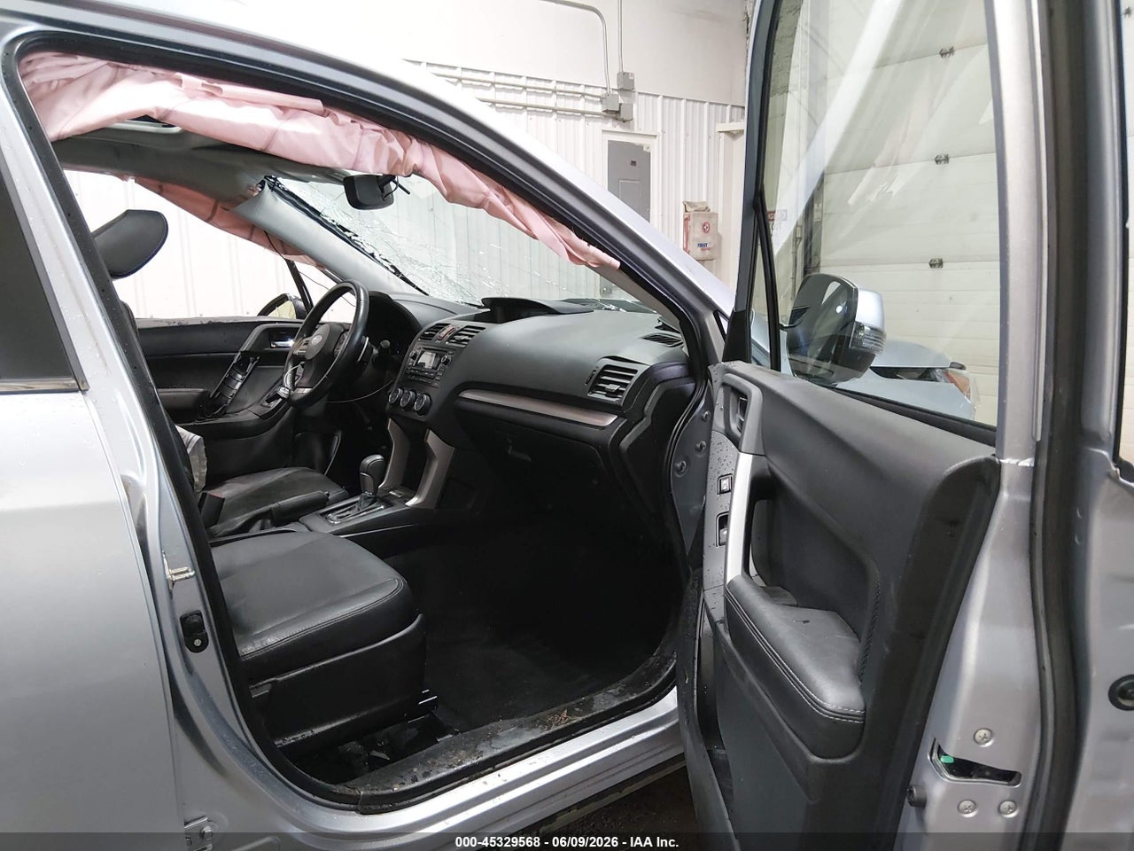2015 SUBARU FORESTER 2.0XT TOURING · 5/11