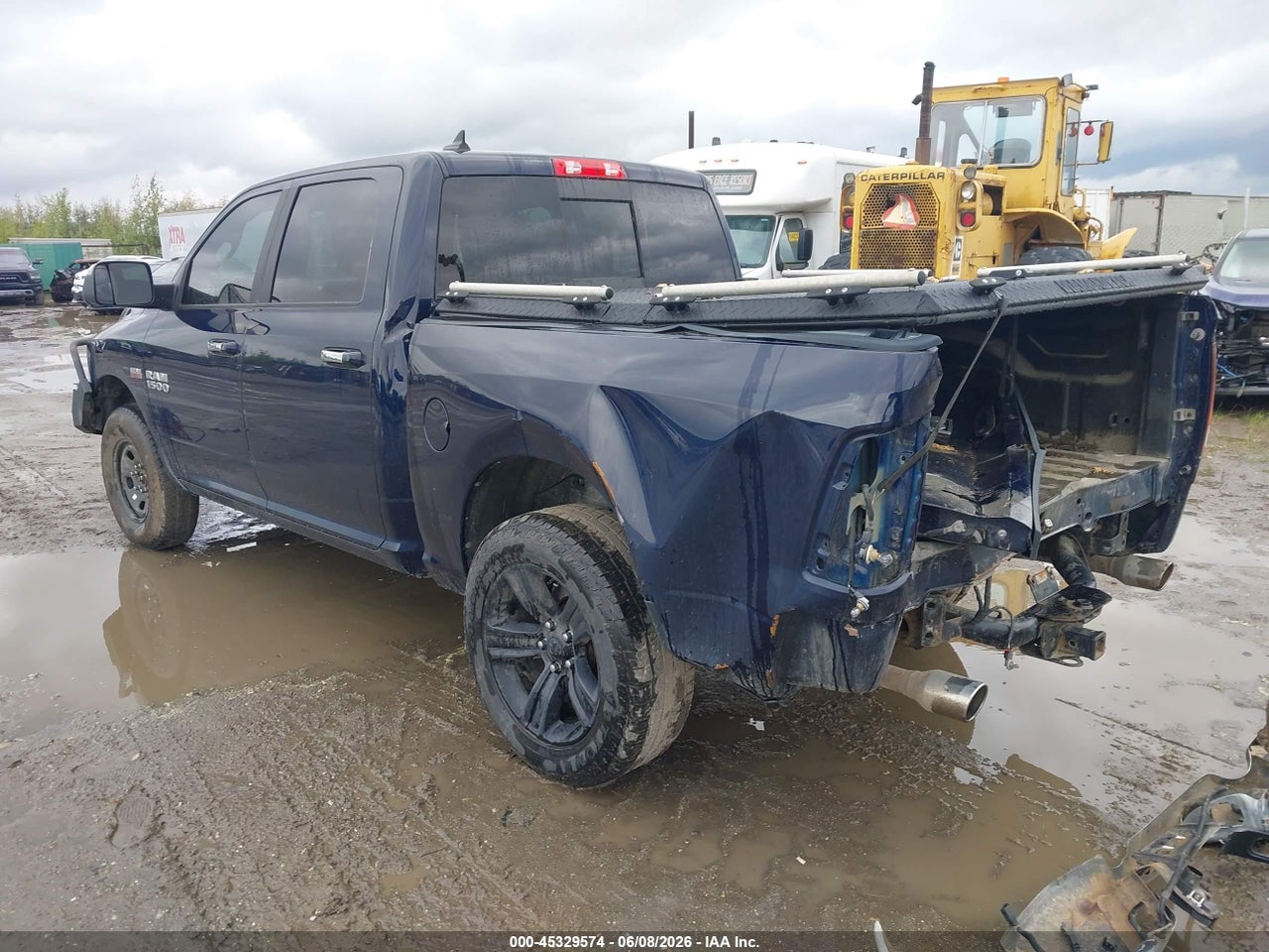 2017 RAM 1500 BIG HORN  4X4 5'7 BOX · 3/11