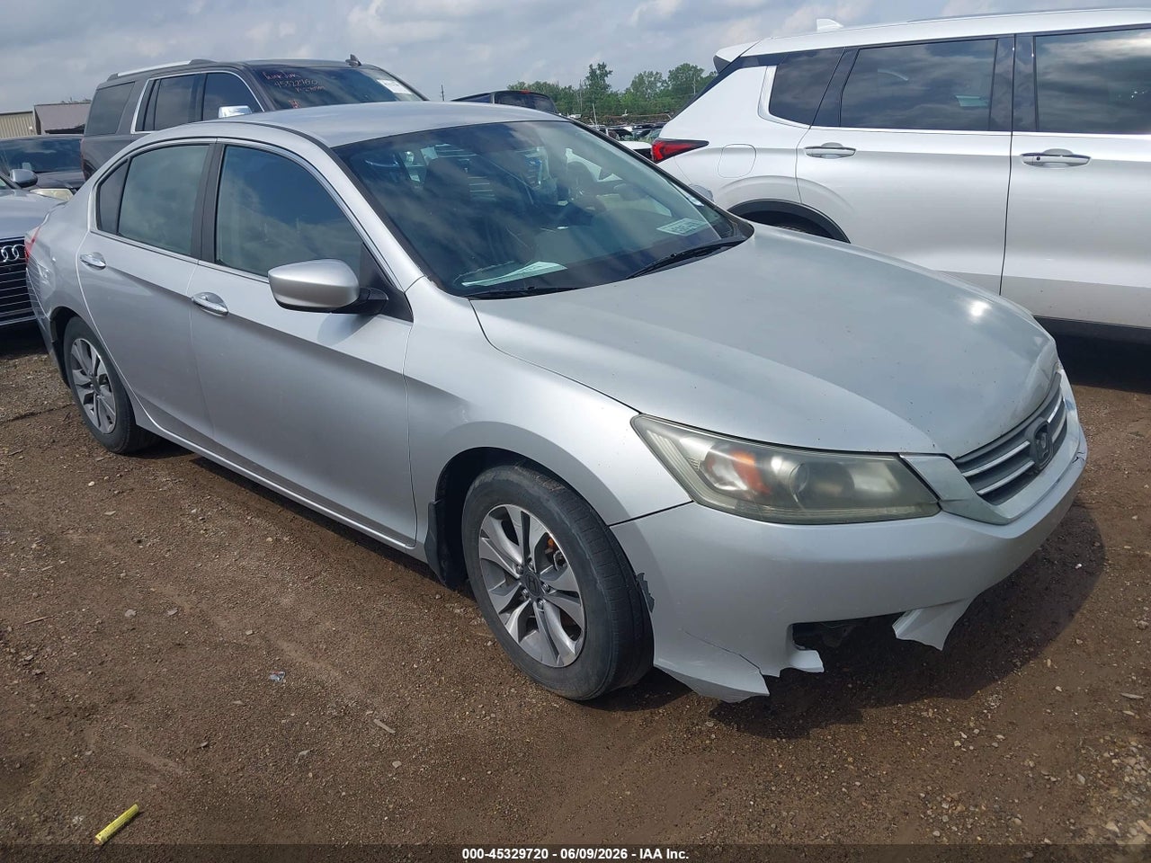 1HGCR2E3XDA****** · 2013 HONDA ACCORD LX