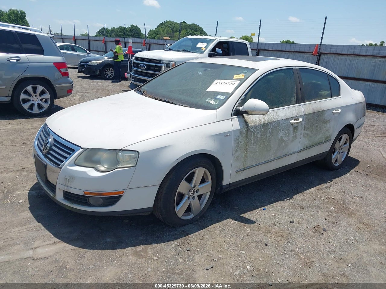 2007 VOLKSWAGEN PASSAT 2.0T WOLFSBURG EDITION · 2/10