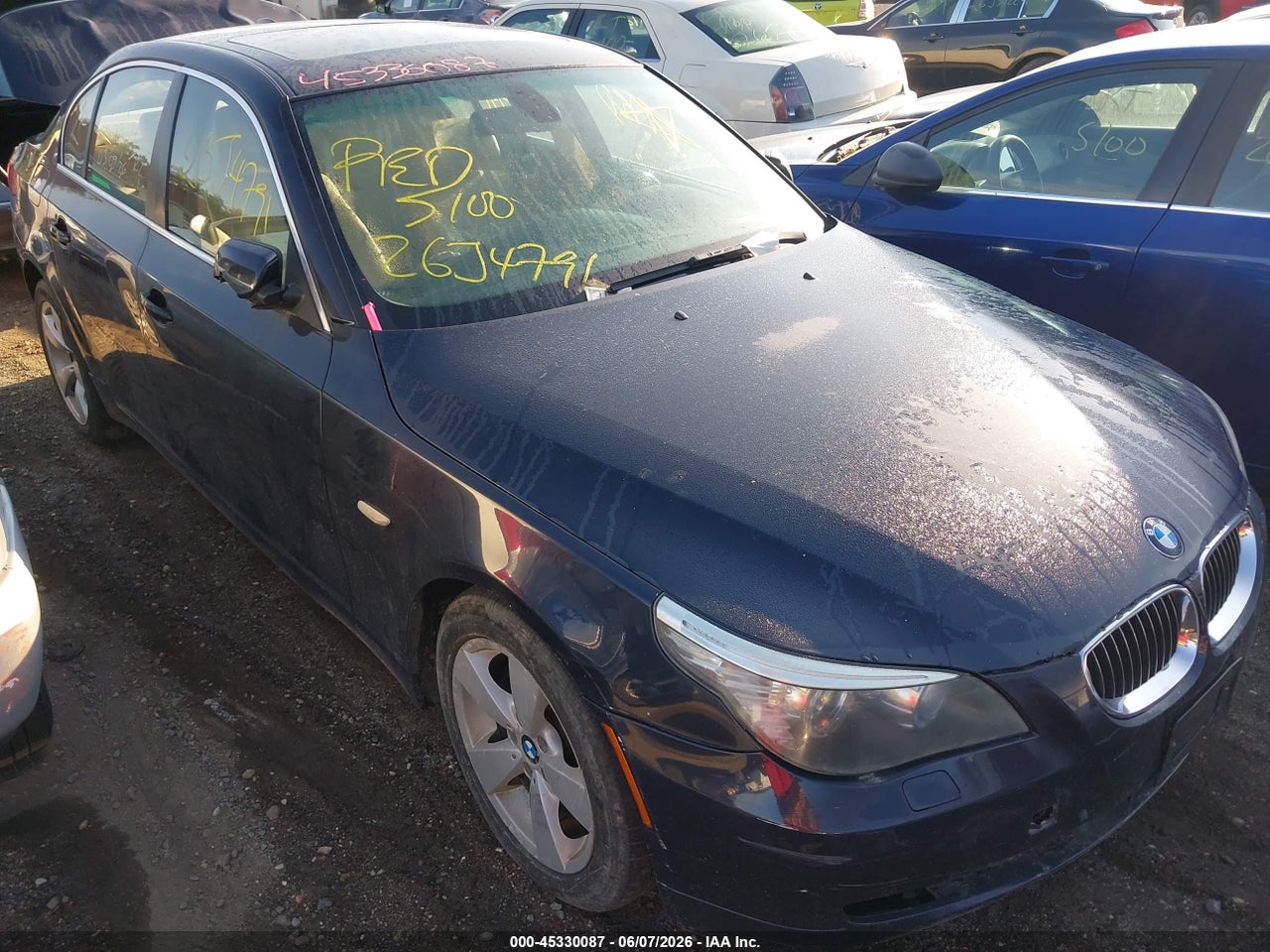 WBANV13568C****** · 2008 BMW 528XI