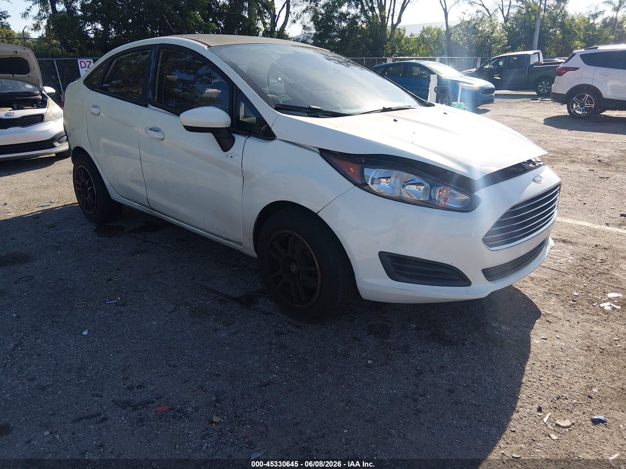 3FADP4BJ3GM****** · 2016 FORD FIESTA SE