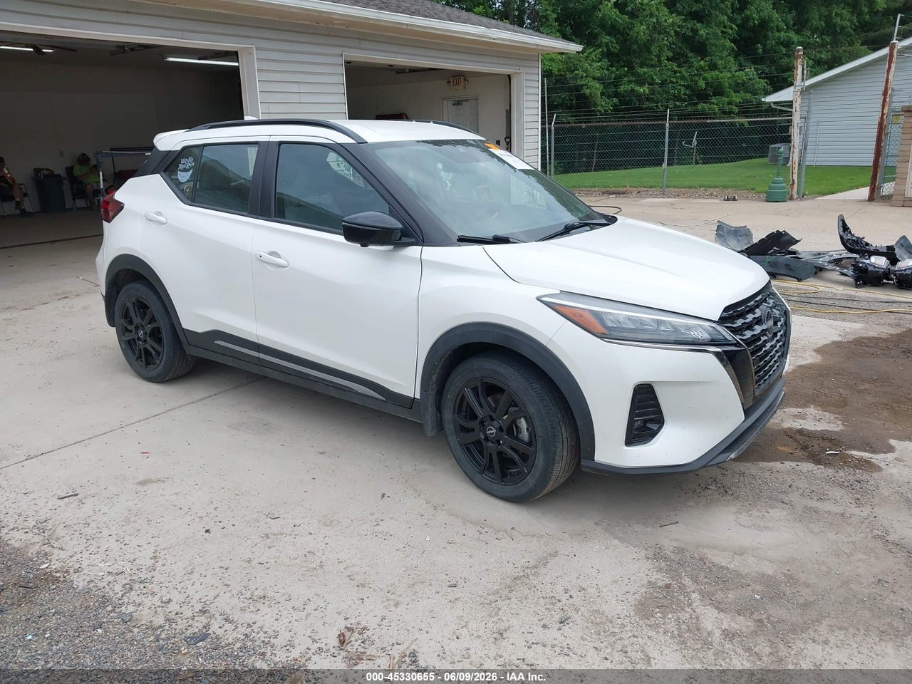 3N1CP5DV9RL****** · 2024 NISSAN KICKS SR XTRONIC CVT