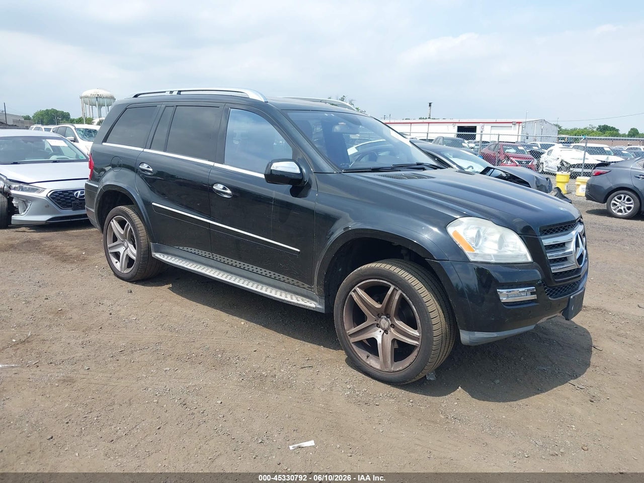 4JGBF8GE3AA****** · 2010 MERCEDES-BENZ GL 550 4MATIC