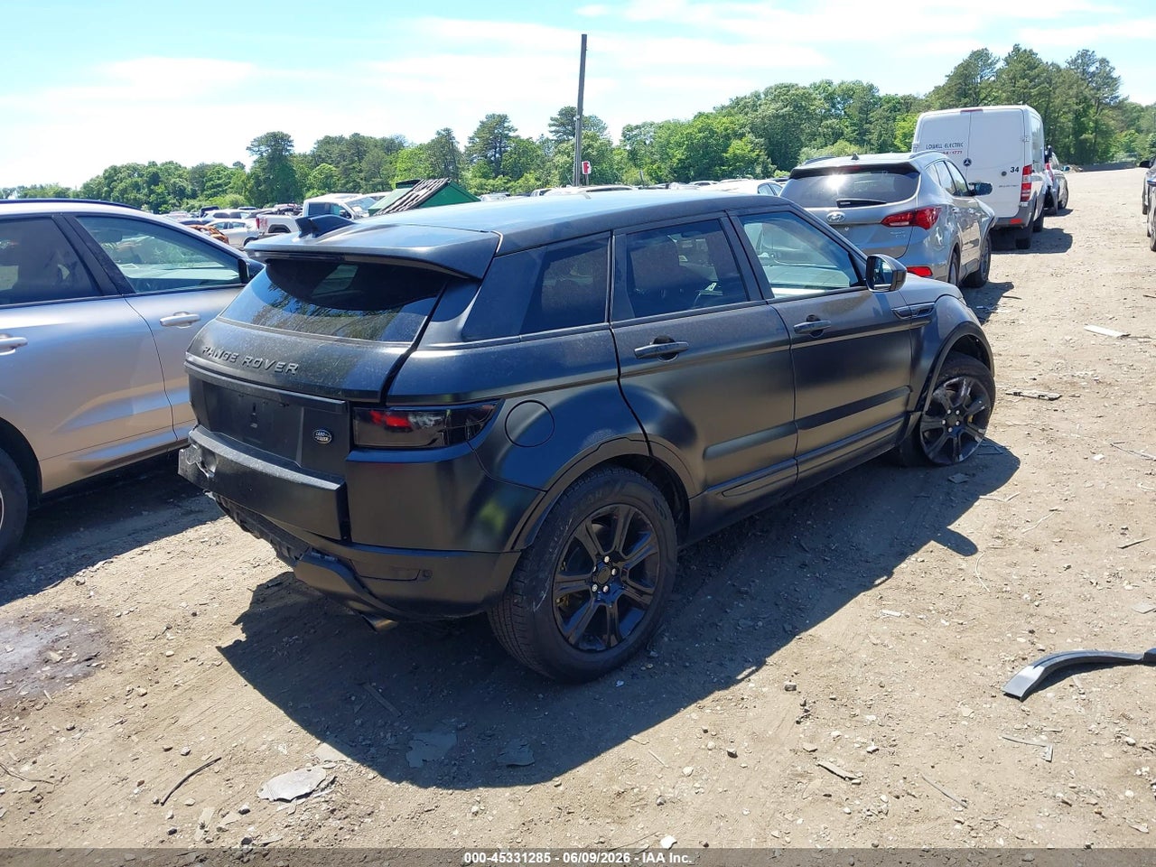 2017 LAND ROVER RANGE ROVER EVOQUE SE/SE PREMIUM · 4/11