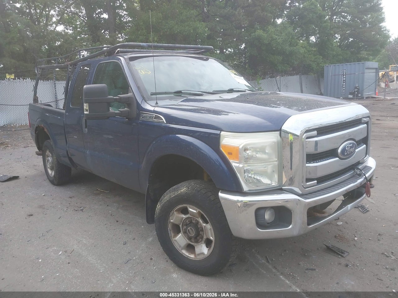 1FT7X2B63BE****** · 2011 FORD SUPER DUTY F-250 SRW XLT